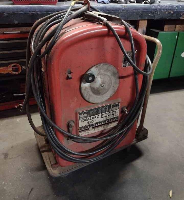Lincoln Welder