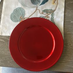 red charger plates | decorative plates | party plates 