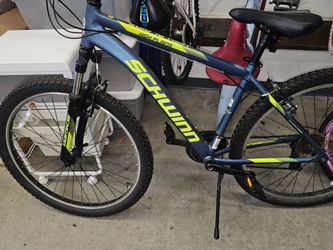 Schwinn High Plains 27.5in Mountain Bike Front Suspension V-Brake Blue/Green