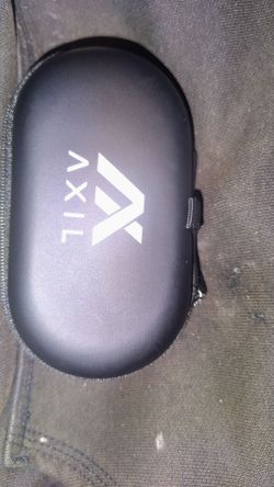 Axil 2.0 earbuds