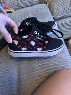 Girls Heely Skate Shoes (read description for questions)
