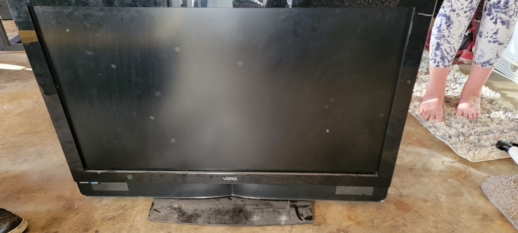 42in Vizio Flat Screen