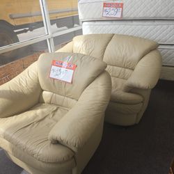 🔥LIVING ROOM SET $139🔥