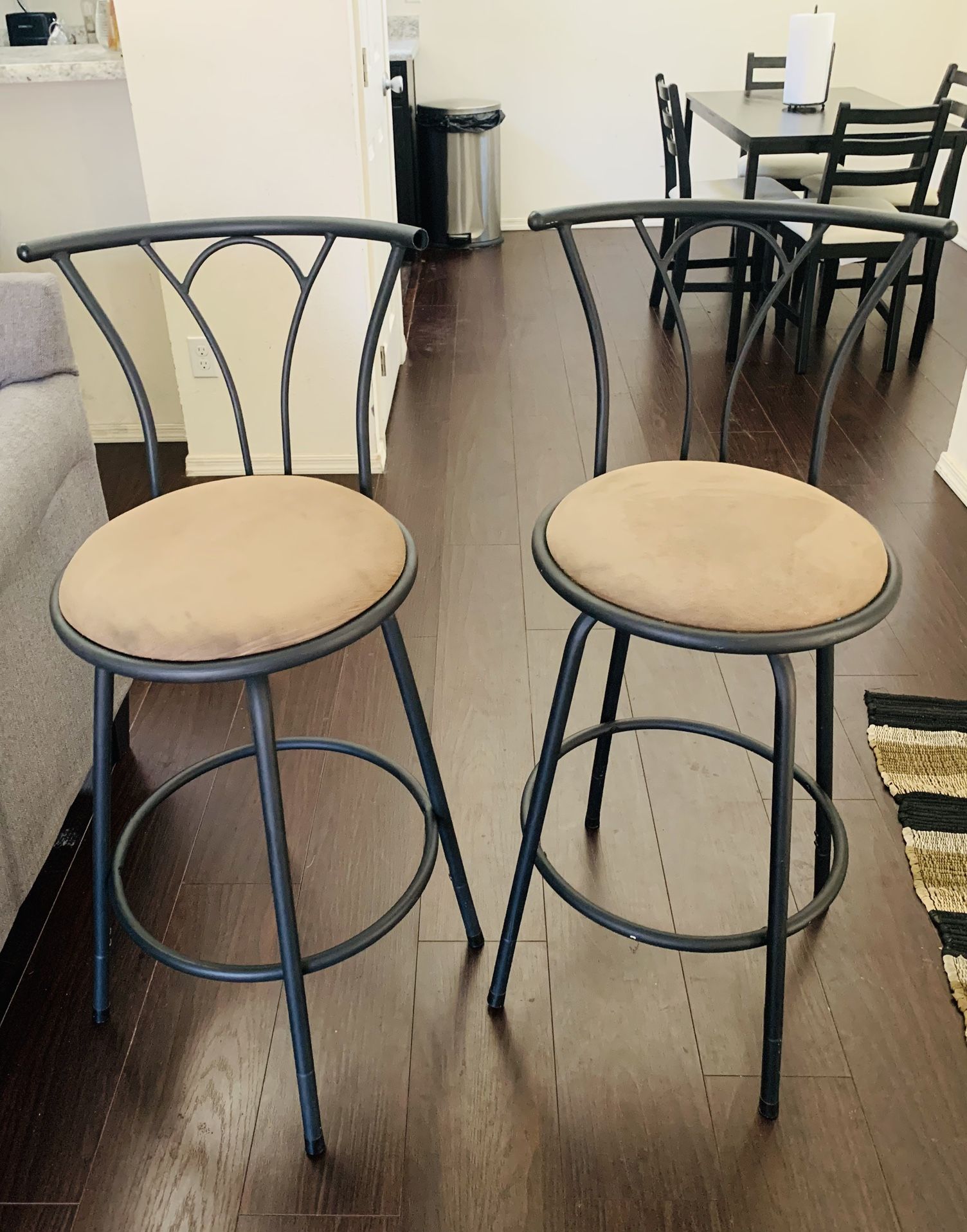 Swivel Bar Height Stools