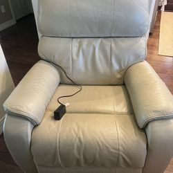 Costco - Power Rocking Leather Recliner - cream beige
