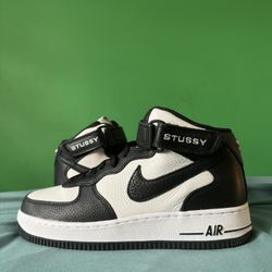 Nike Air Force 1 Mid Stüssy Size 8