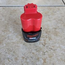 New Milwaukee  CP2.0 AH Battery
