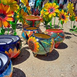 Metal Yard Art, Wind Spinners & POTTERY 🌴 🪷 