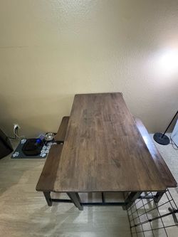 Bar table