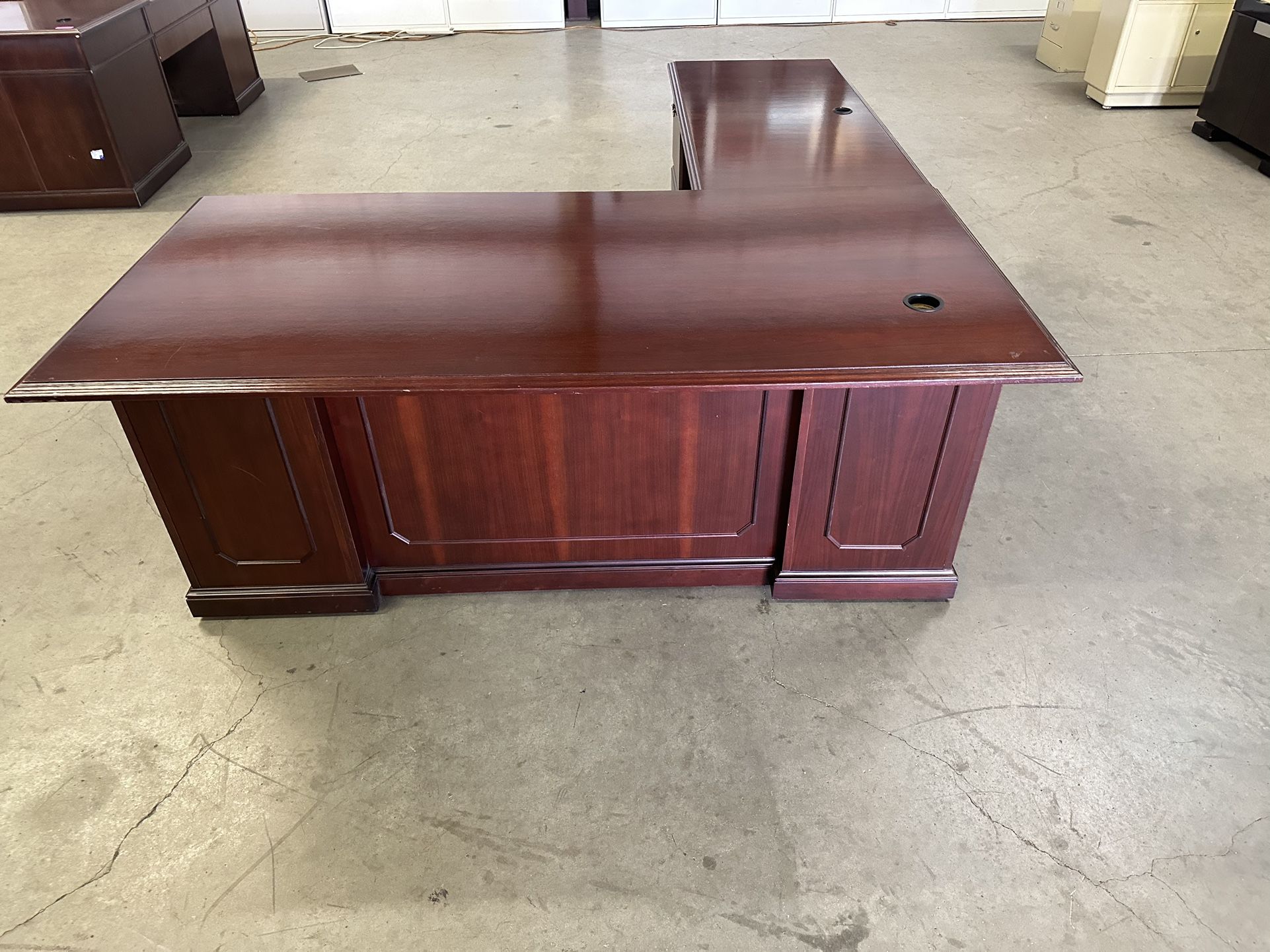 OFFICE/HOME DESK L SHAPE DESK