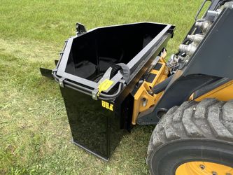 Stinger Attachments Cement/Concrete Bucket (CB-75)