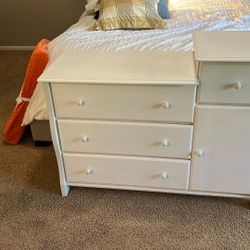 Dresser/changing Table/ Storage