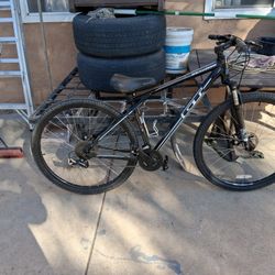 Mountain Bike  Gt Black Wood 29inch 
