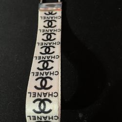 Chanel Tag