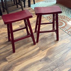 $10 Today! 2/bar stools in Red! Upper SE PDX