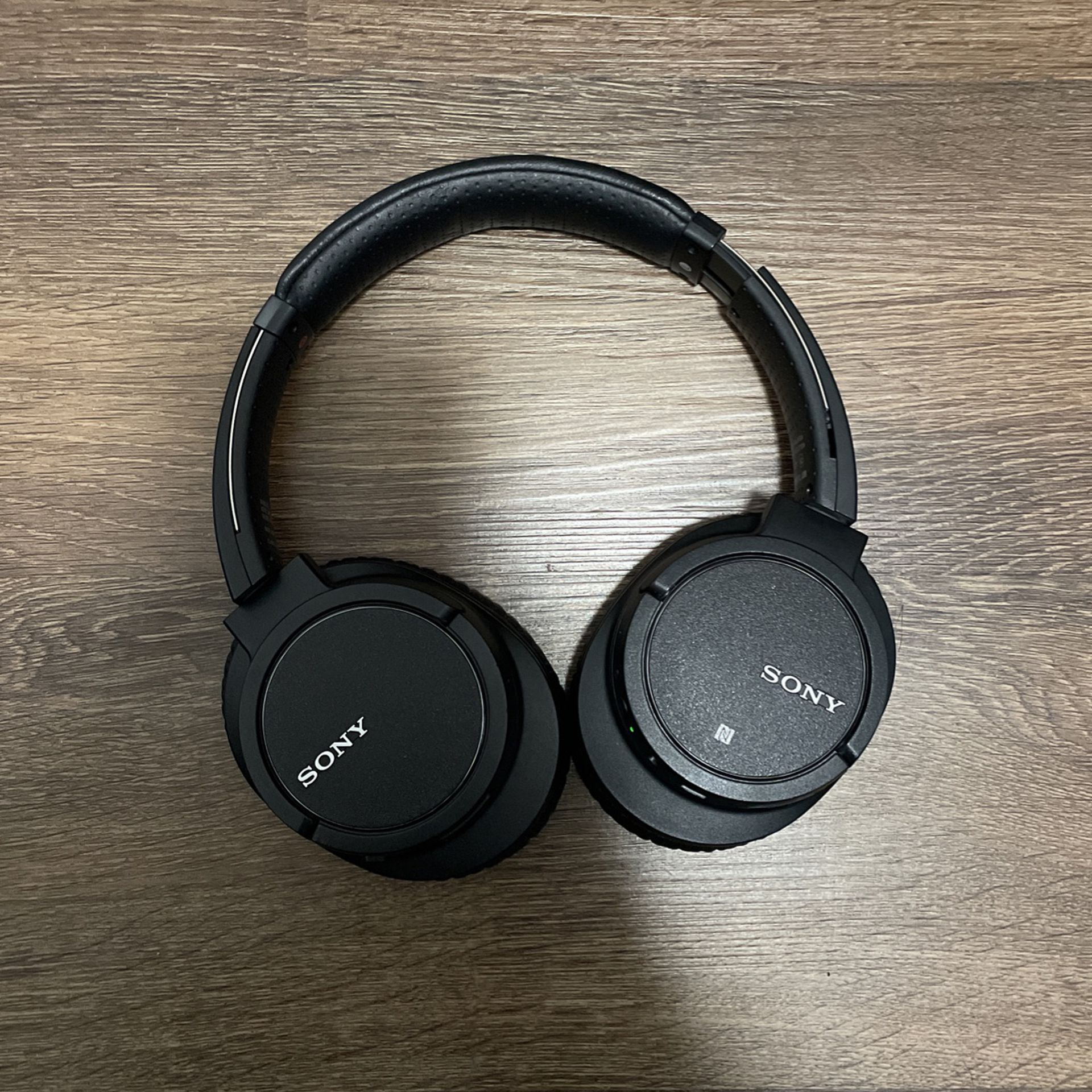 Sony MDR-ZX780DC Bluetooth Headphones 