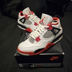 Jordan 4 Fire Red Sneakers