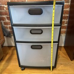 Sterilite Drawer 