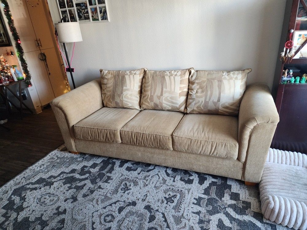 3 Seater Couch 