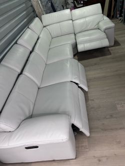 SECTIONAL GENUINE LEATHER RECLINER WHITE COLOR.✅🚛DELIVERY SERVICE AVAILABLE 🚛✅