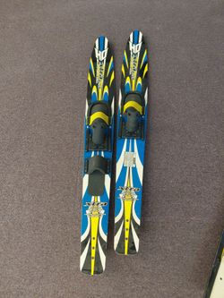 HO Xtra combo water skis