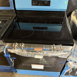 30” Brand New Convection Electric Stove