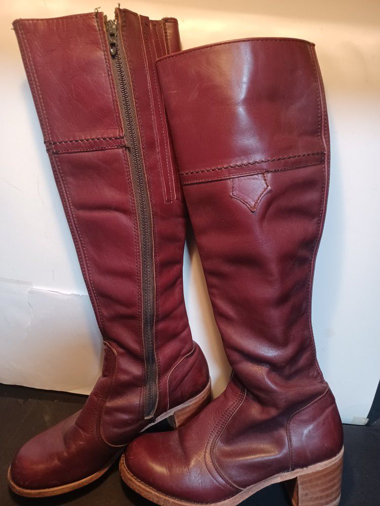 Fabulous Women's Vintage Dexter Leather Boots. These Are Size 5