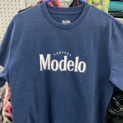 Modelo Shirt 