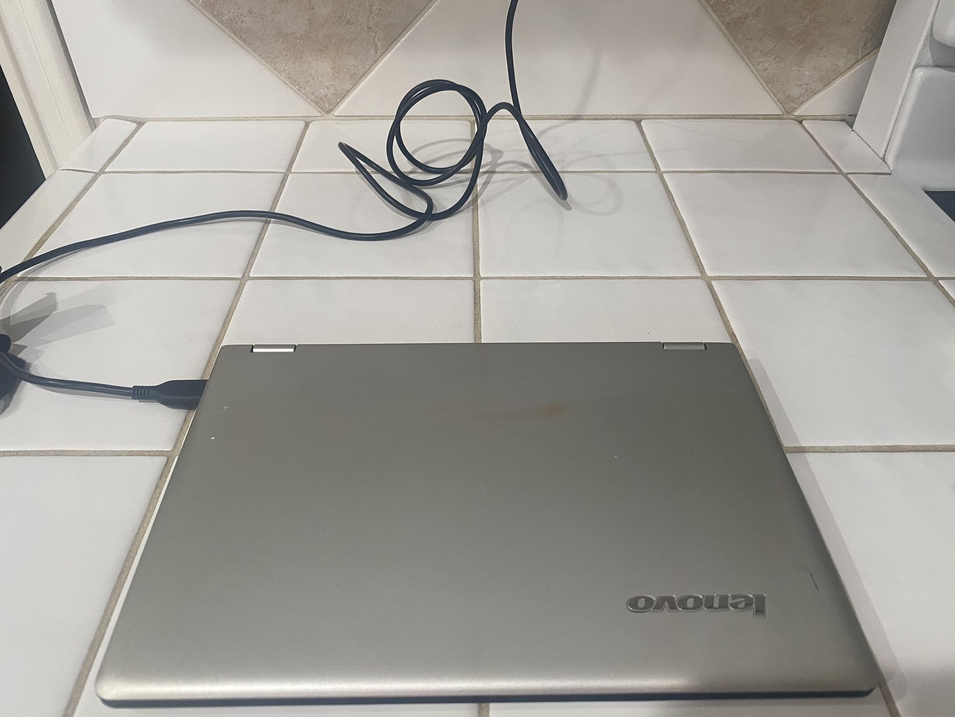 Lenovo Chromebook- Yoga 700