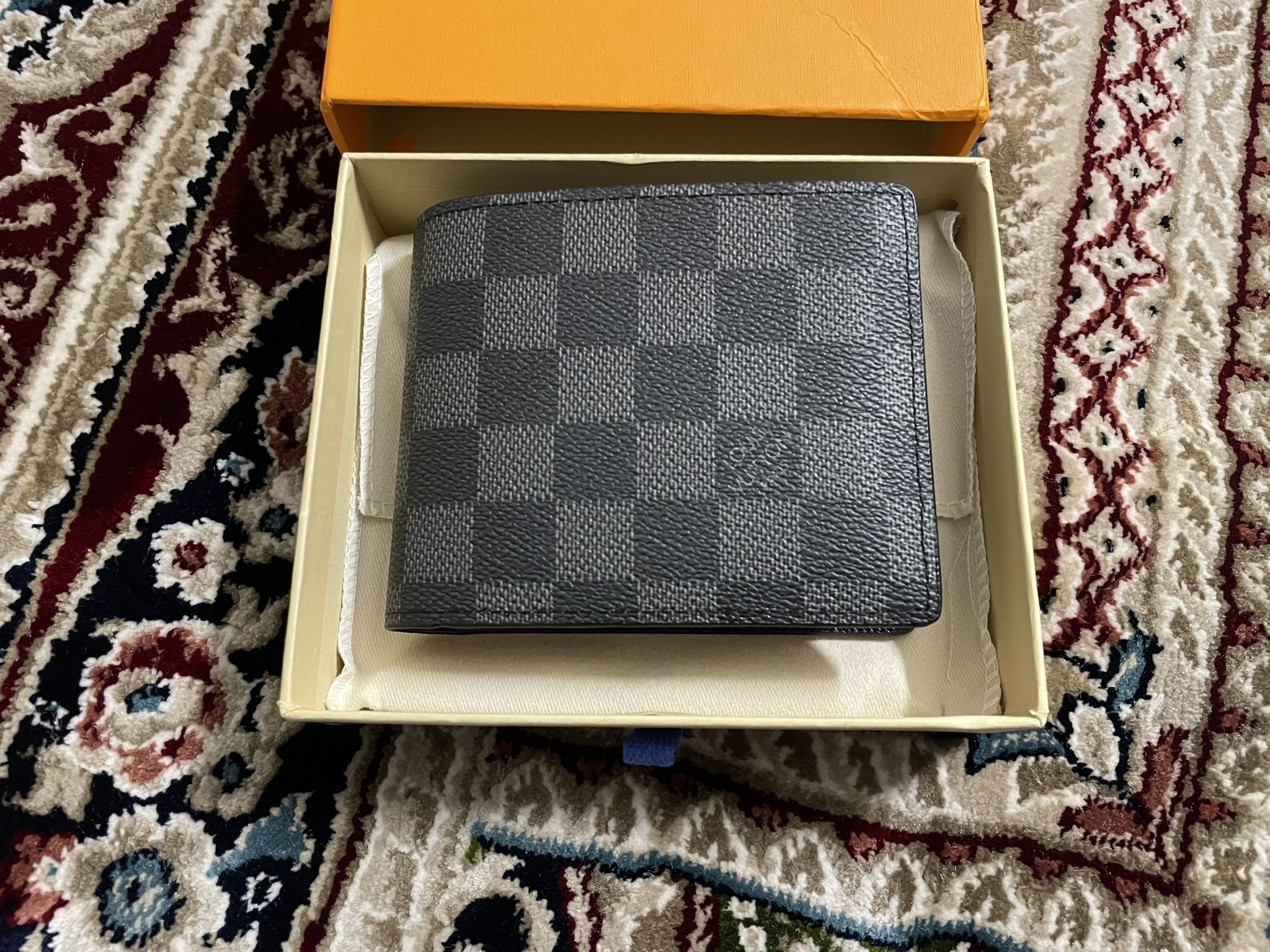 LV  Wallet