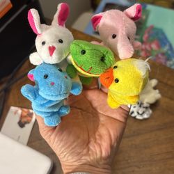 10 Mini Animal Finger Puppet Set - Suitable for Storytelling, Family Entertainment, and Party Gifts