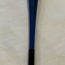 LOUISVILLE SILVER SLUGGER 33 IN 30 OZ SOFTBALL BAT MODEL CB805