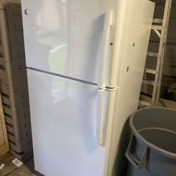 LG Refrigerator 