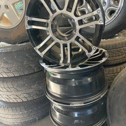 2009 Chevrolet Silverado (wheels)