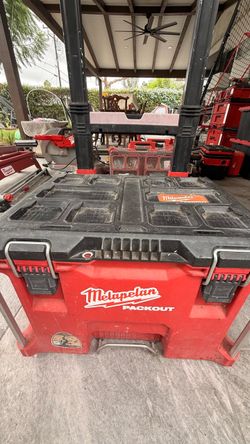 Milwaukee Packout Toolbox