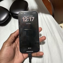 iPhone 15 & AirPods Max’s For Trade Or Offers