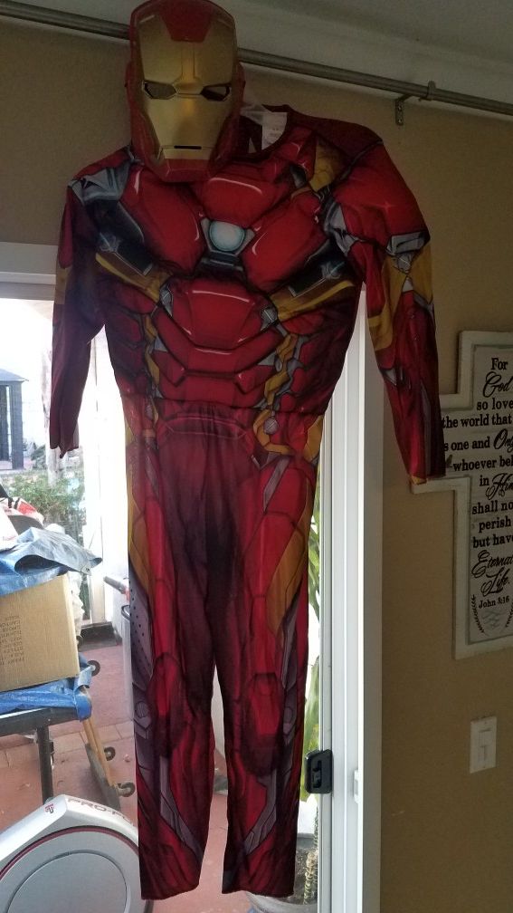 Iron man custom suit (youth Large)