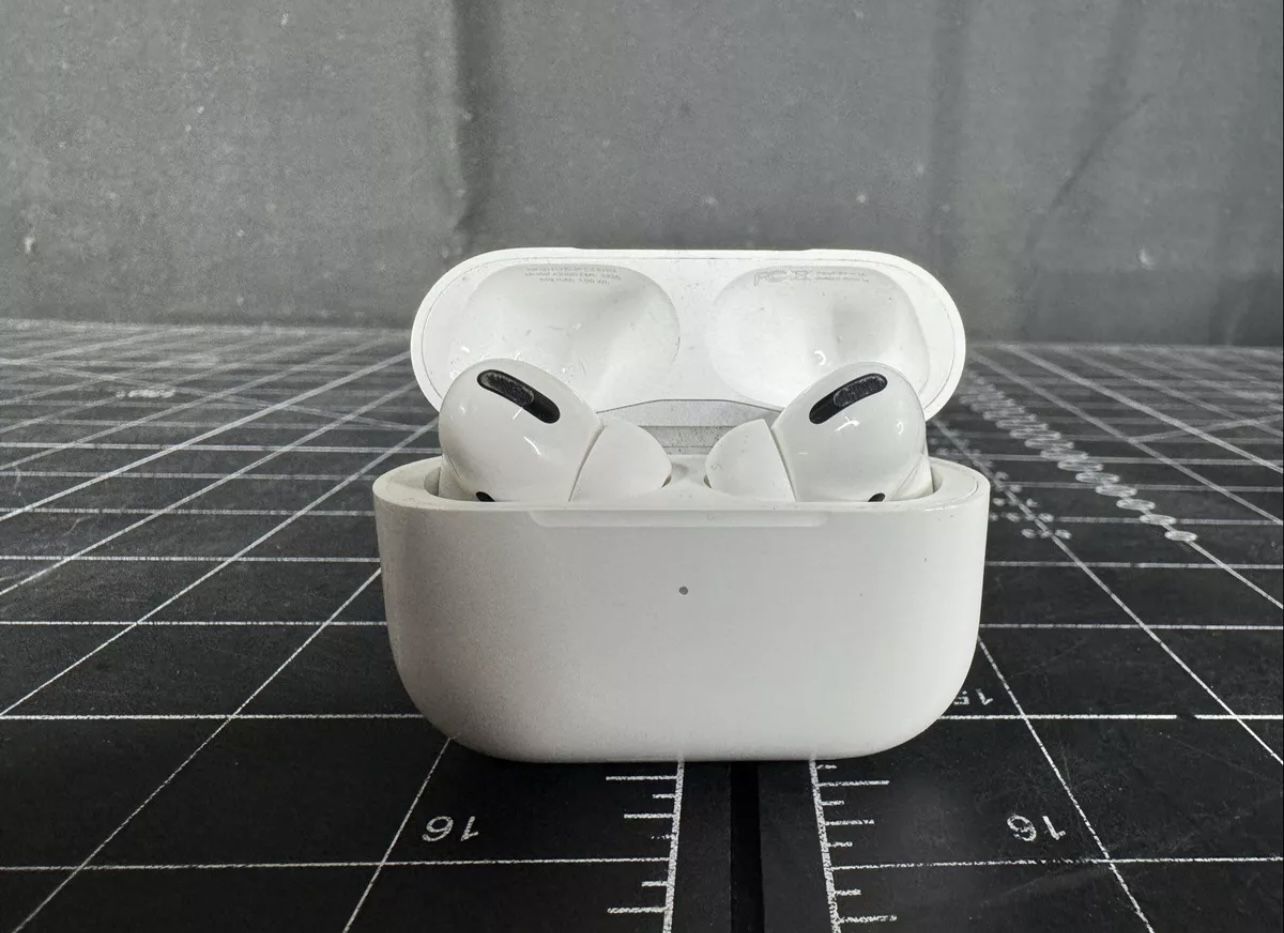 Apple AirPods Pro 2