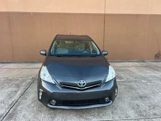 Toyota Prius V Hybrid Wagon