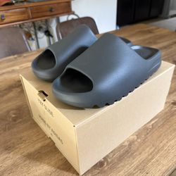 Adidas Yeezy Slide Onyx 