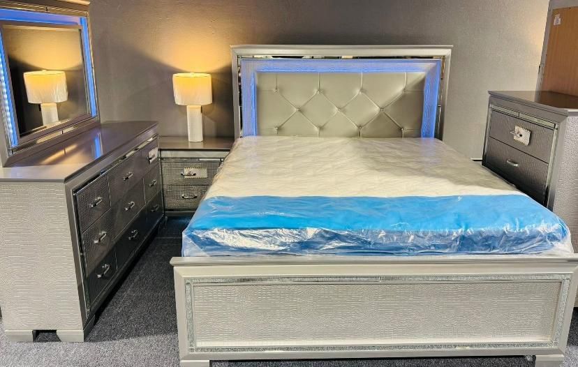 Bedroom Set. Ask For Price!!!