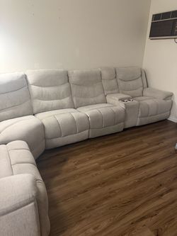 Beautiful 6 Piece Reclining