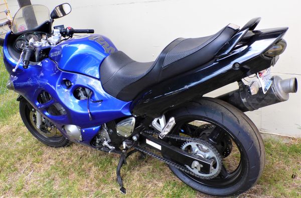Suzuki catana 600