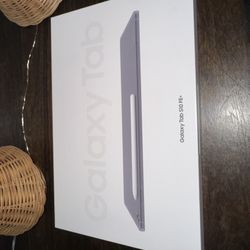 Galaxy Tab S10 FE+ With S Pen 
