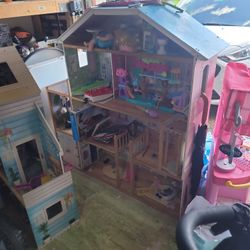 Doll House Free