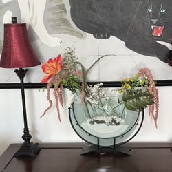 two lamps with art deco turquoise glass flower vase 