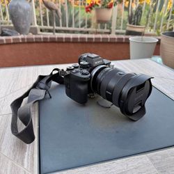 Sony A7IV and 16–35mm f/2.8 GM II Bundle – Like New – SAVE BIG 