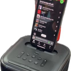 iHome iPL23 Black Alarm Clock FM Radio w/ Lightning iPhone Charging Dock Station