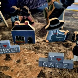 Super Cute Wooden Country Display