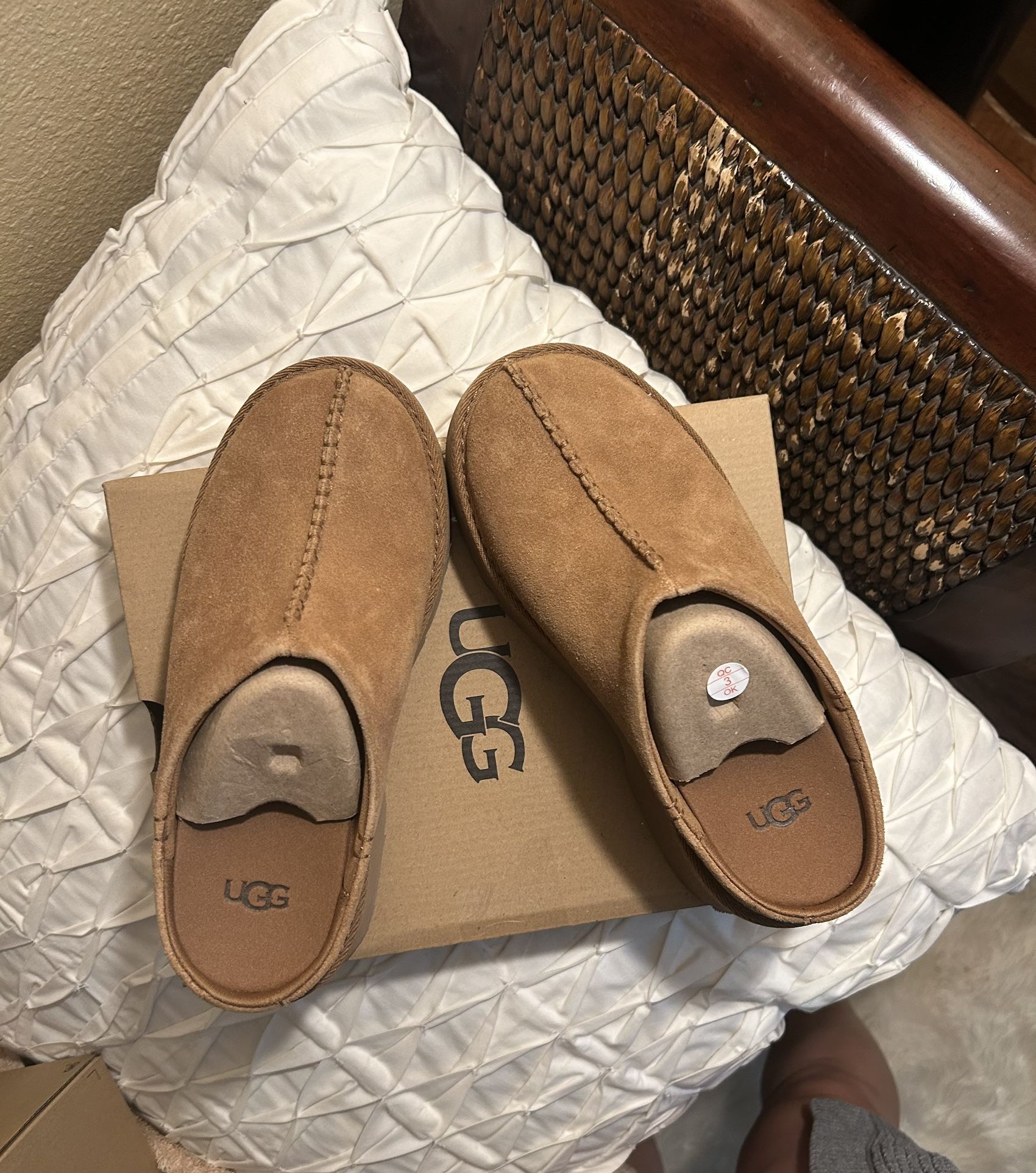 UGG New Women’s Heights Clogs Chestnut